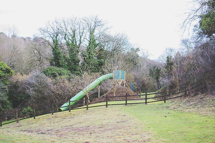cottages in cornwall - Bosinver outdoor play area